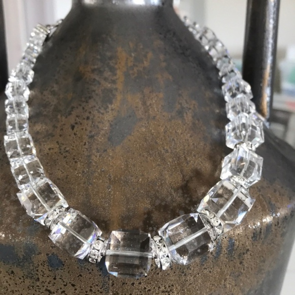 SWAROVSKI NECKLACE SWAN SIGNED ICE CUBE